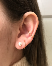 Load image into Gallery viewer, 14K Solid Gold Freshwater Pearl Earrings