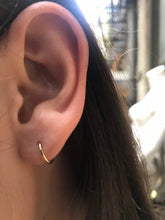 Load image into Gallery viewer, 14K Solid Yellow Gold 10mm Single Clicker Earring