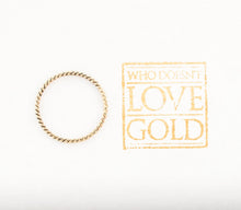 Load image into Gallery viewer, 14K Solid Yellow Gold Twist Ring