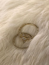 Load image into Gallery viewer, 14K Solid Yellow Gold Twist Ring