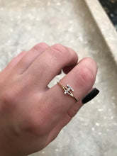 Load image into Gallery viewer, 14K Solid Gold Initial "T" Ring