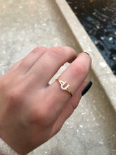 Load image into Gallery viewer, 14K Solid Gold Initial "U" Ring