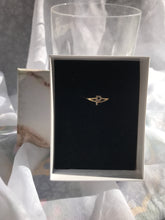 Load image into Gallery viewer, 14K Solid Gold Initial "P" Ring