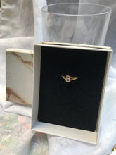 Load image into Gallery viewer, 14K Solid Gold Initial "B" Ring