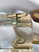 Load image into Gallery viewer, 14K Solid Gold Initial "E" Ring