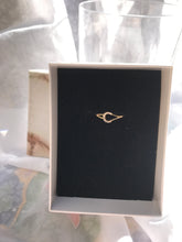 Load image into Gallery viewer, 14K Solid Gold Initial "C" Ring