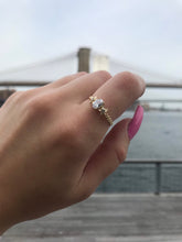 Load image into Gallery viewer, 14K Solid Yellow Gold Ring
