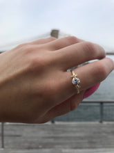 Load image into Gallery viewer, 14K Solid Yellow Gold Ring
