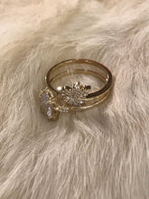 Load image into Gallery viewer, 14K Solid Yellow Gold Leaf Ring
