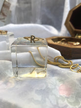 Load image into Gallery viewer, 14K Solid Gold Initial &quot;R&quot; Ring
